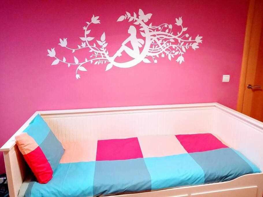 Appartement Precioso Atico Con Bonitas Vistas A La Pena Oroel à Jaca Extérieur photo