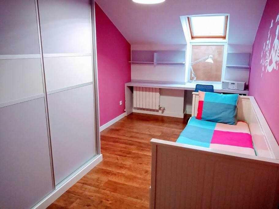Appartement Precioso Atico Con Bonitas Vistas A La Pena Oroel à Jaca Extérieur photo