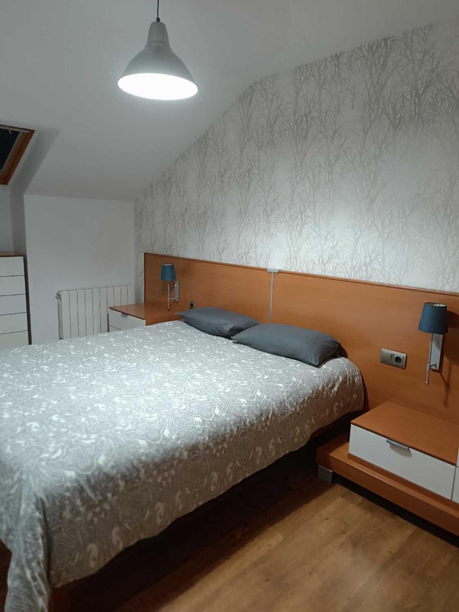 Appartement Precioso Atico Con Bonitas Vistas A La Pena Oroel à Jaca Extérieur photo