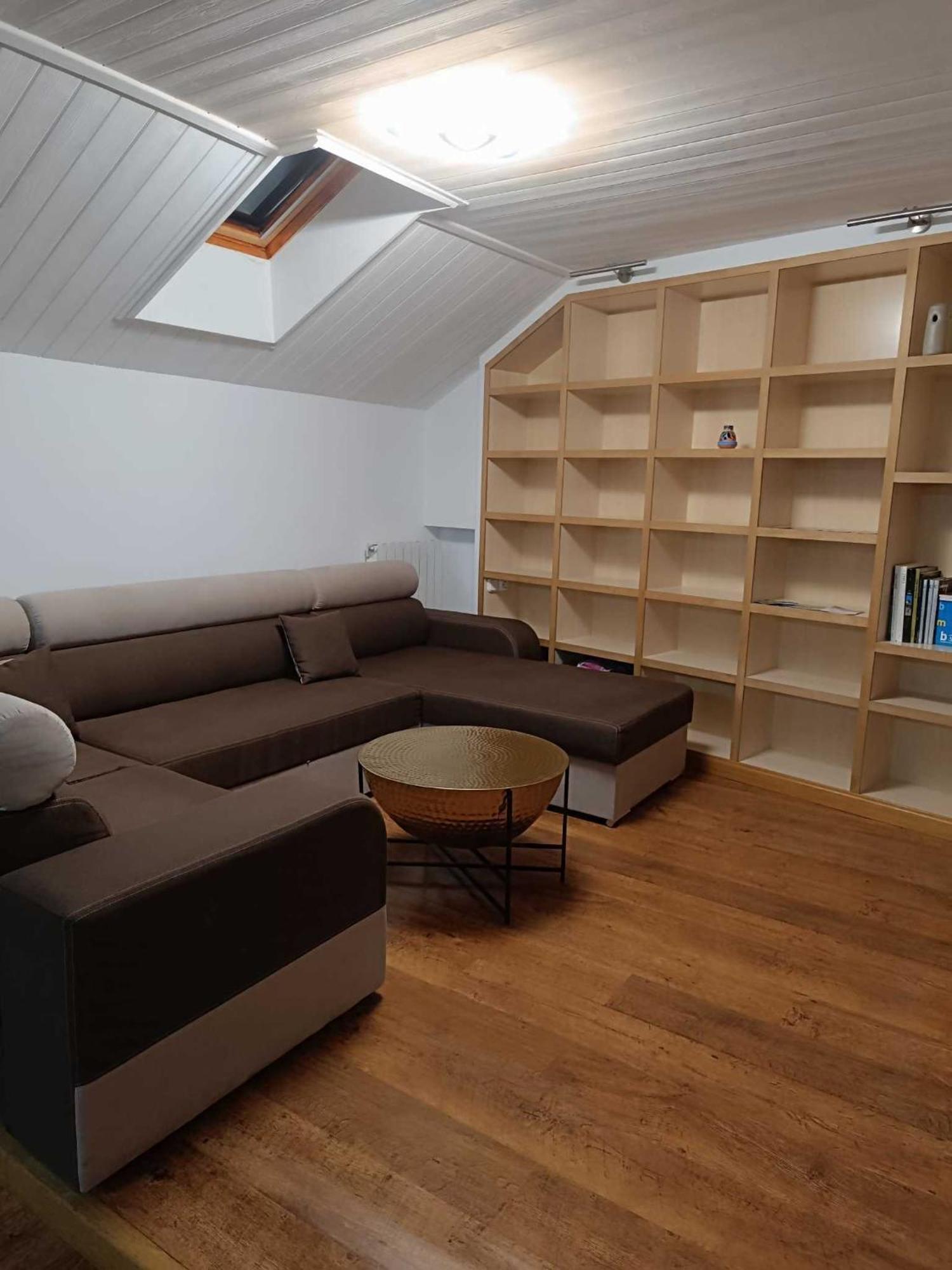 Appartement Precioso Atico Con Bonitas Vistas A La Pena Oroel à Jaca Extérieur photo